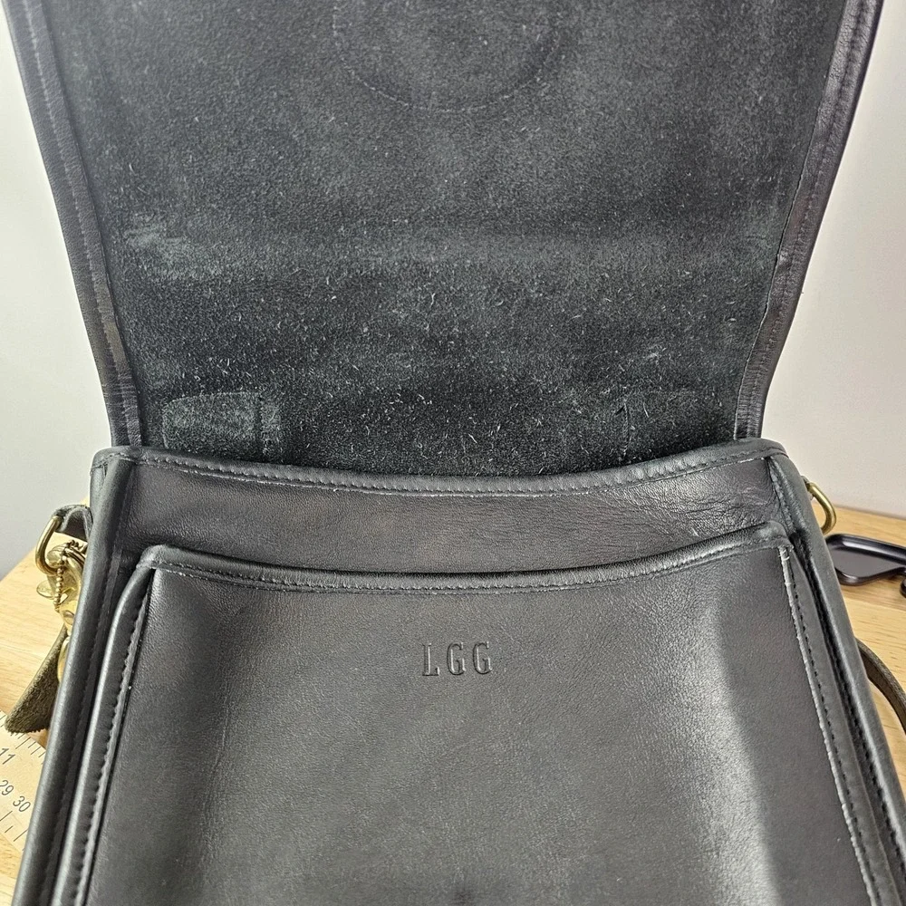 Coach Vintage Station Bag Purse Black Leather Cross body Nice‎ & Clean 1980-90's